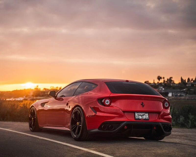 2014 Ferrari FF - Image 4 of 31