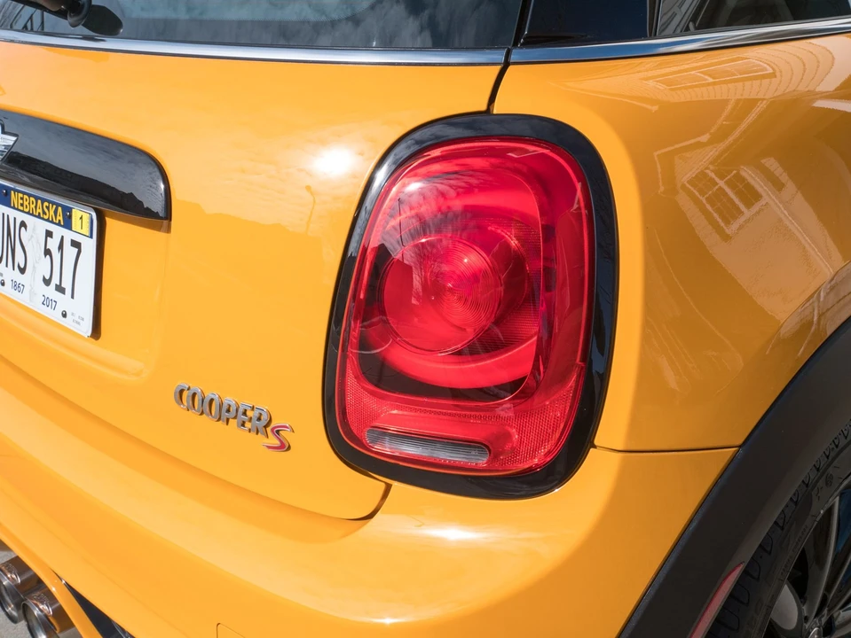 2014 Mini Mini John Cooper Works 2nd Gen - Image 17 of 31