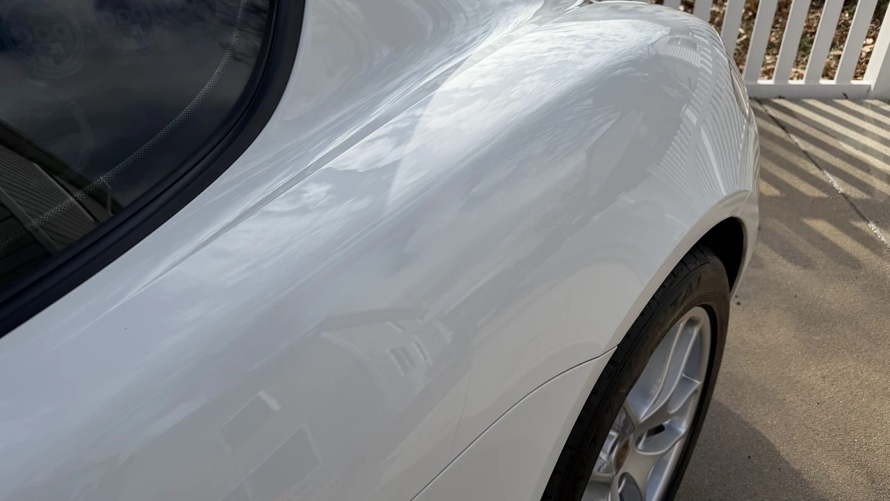 2014 Porsche 981 Cayman - Image 8 of 31