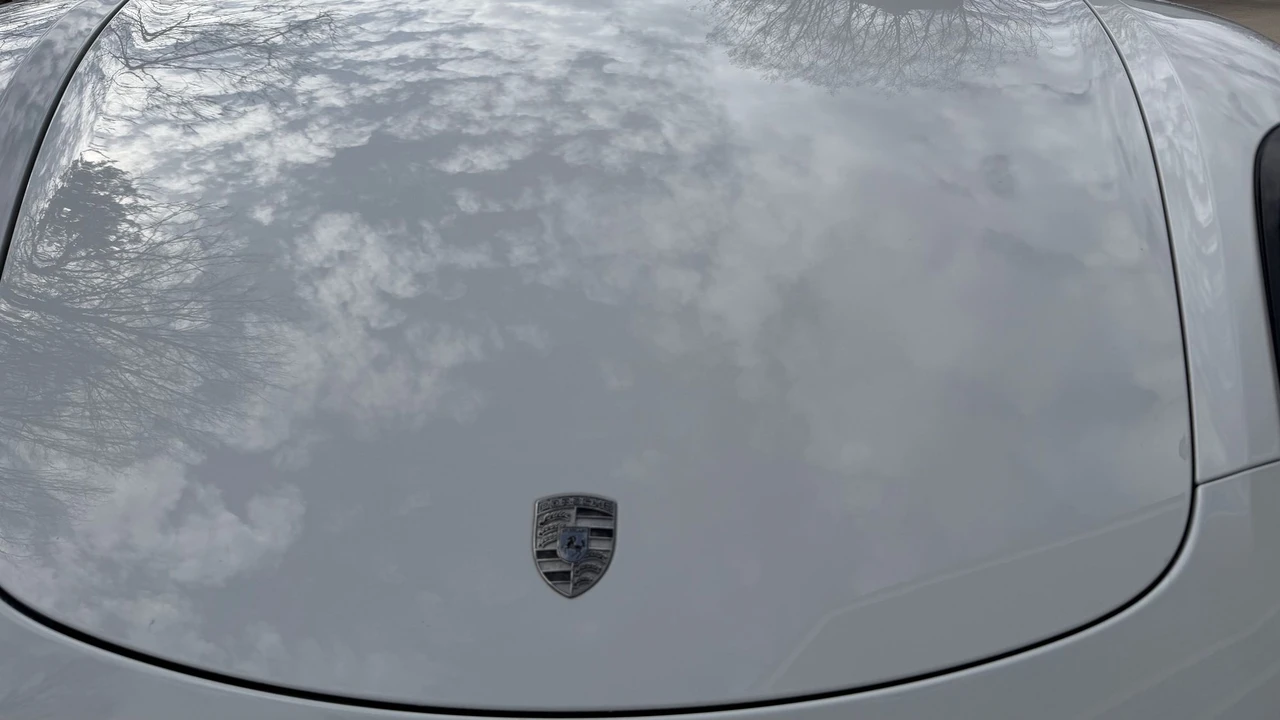 2014 Porsche 981 Cayman - Image 18 of 31