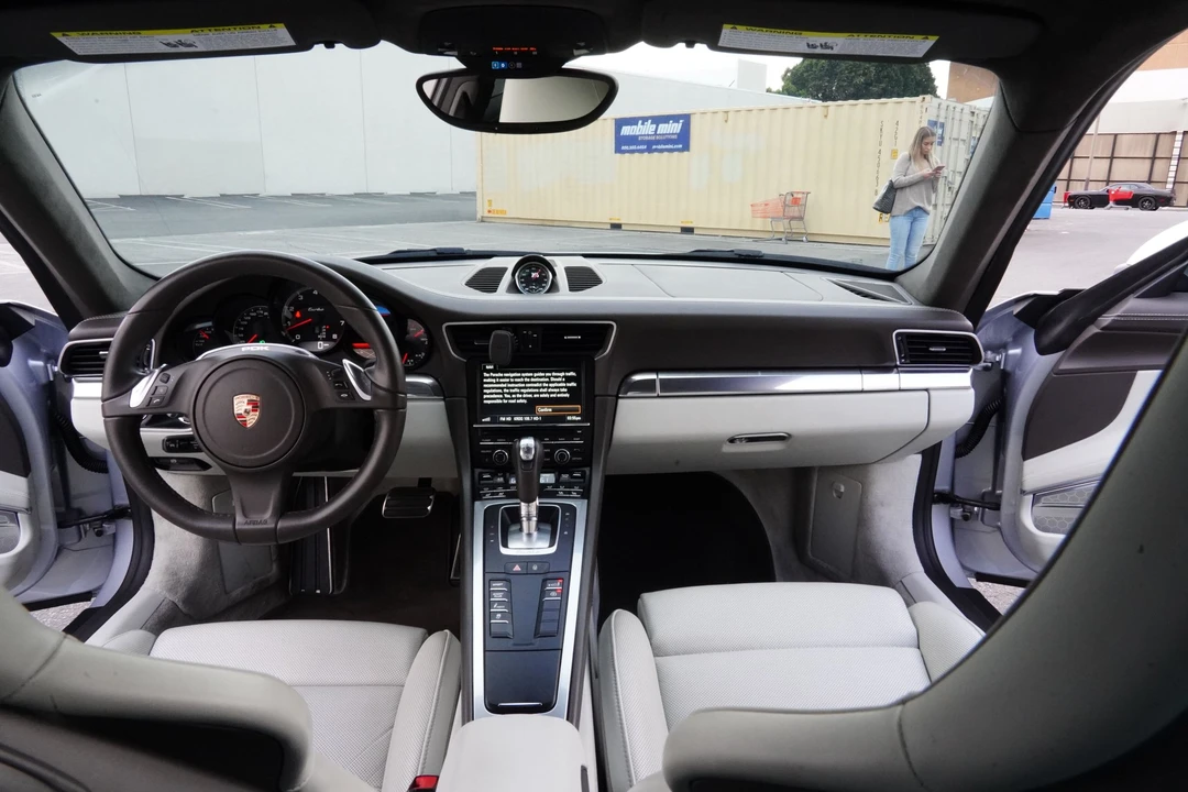 2014 Porsche 991 Turbo - Image 13 of 16
