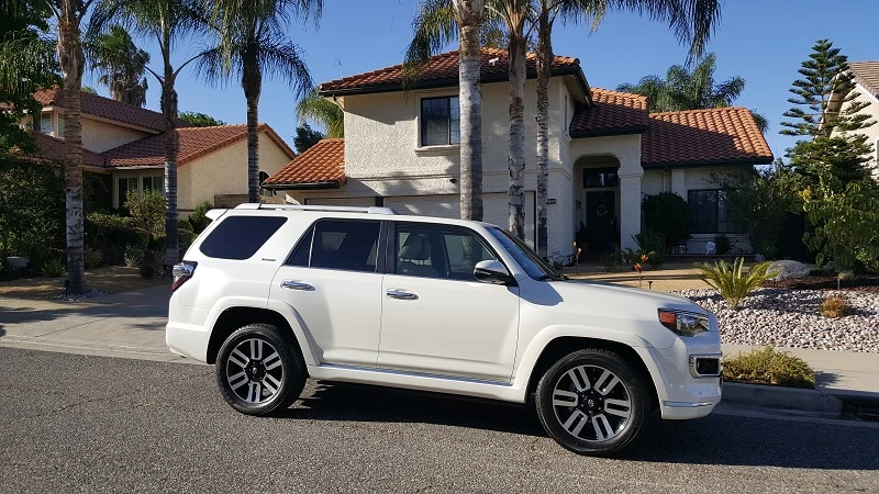 2015 Toyota 4Runner 5th Gen - Image 3 of 9