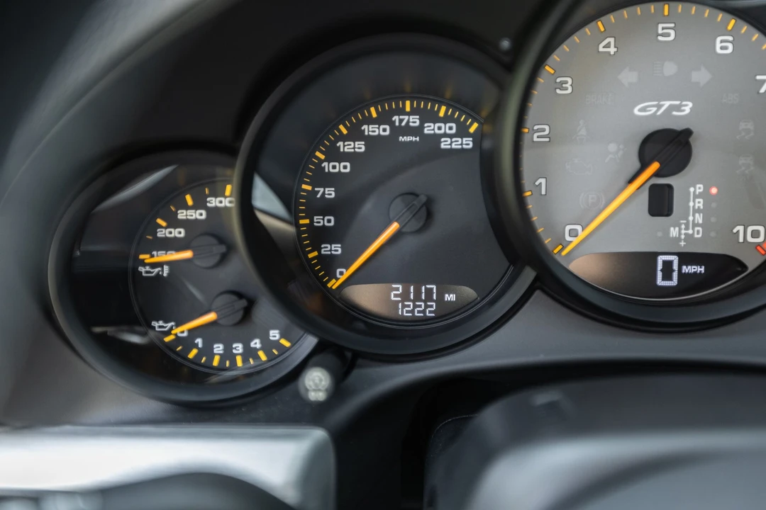 2015 Porsche 991 GT3 - Image 6 of 7