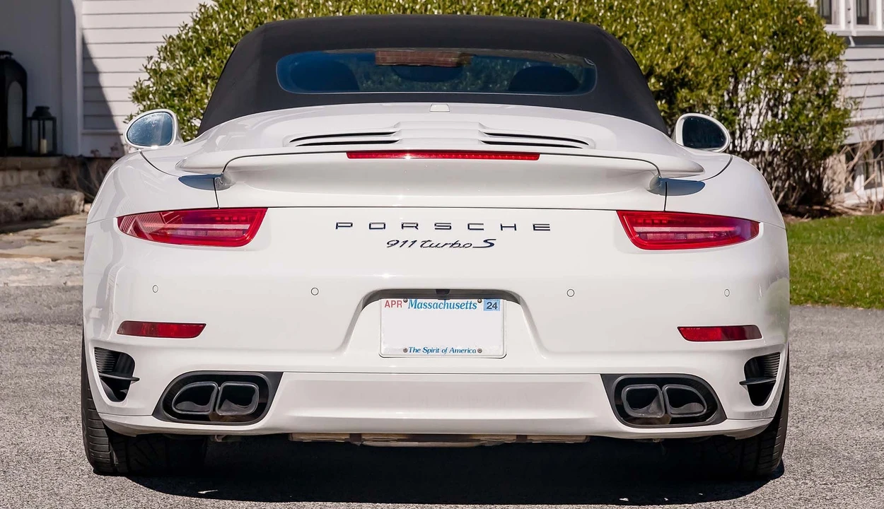 2015 Porsche 991 Turbo - Image 8 of 9