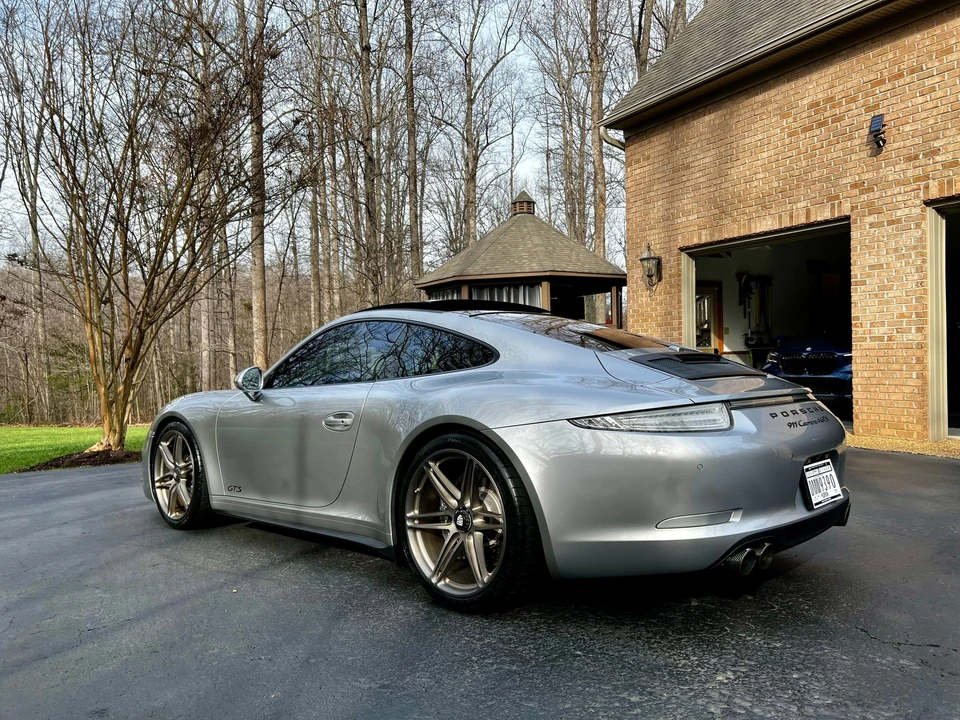 2015 Porsche 991 Carrera GTS - Image 2 of 23
