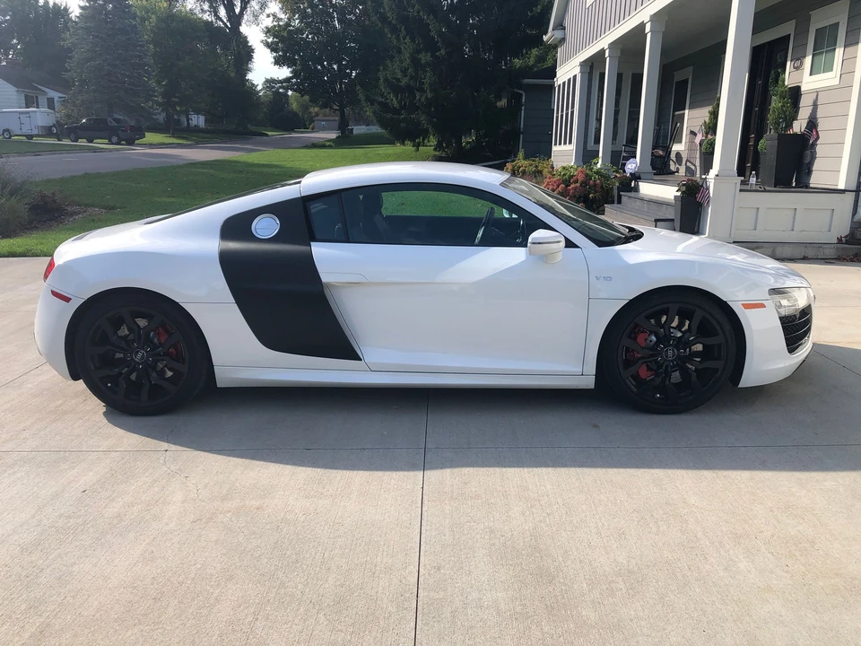2015 Audi 42 R8 - Image 5 of 17