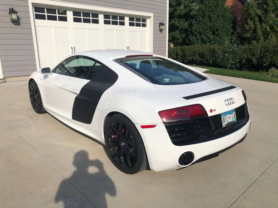 2015 Audi 42 R8 - Image 7 of 17
