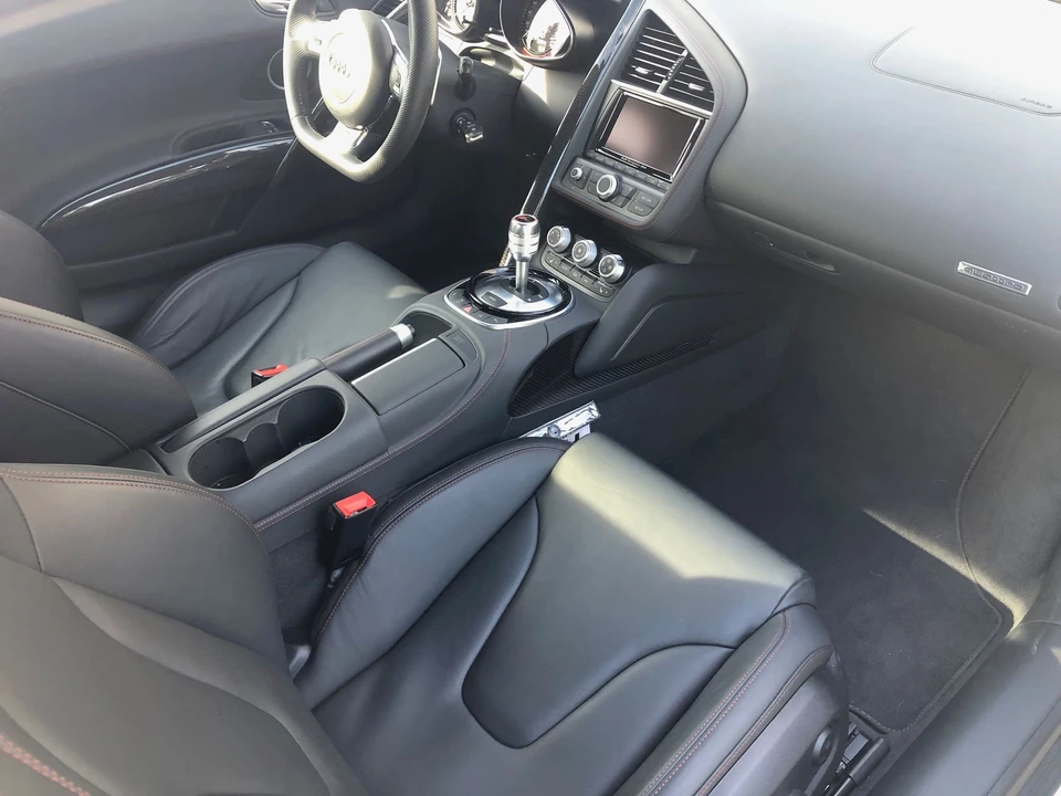 2015 Audi 42 R8 - Image 13 of 17