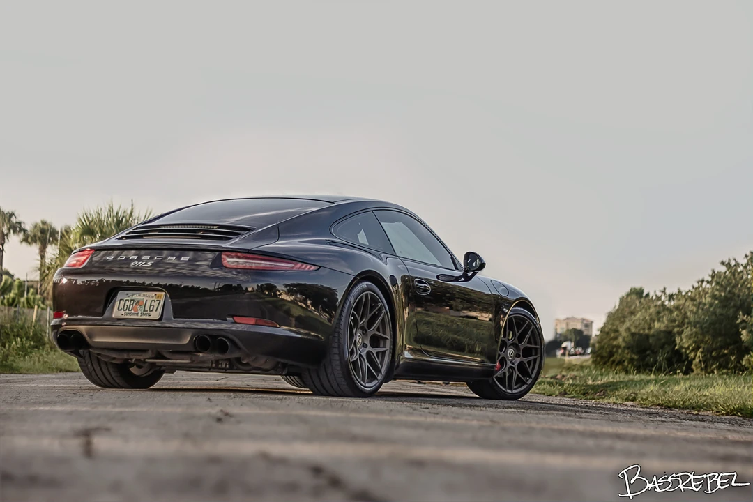 2015 Porsche 991 Carrera GTS - Image 2 of 5