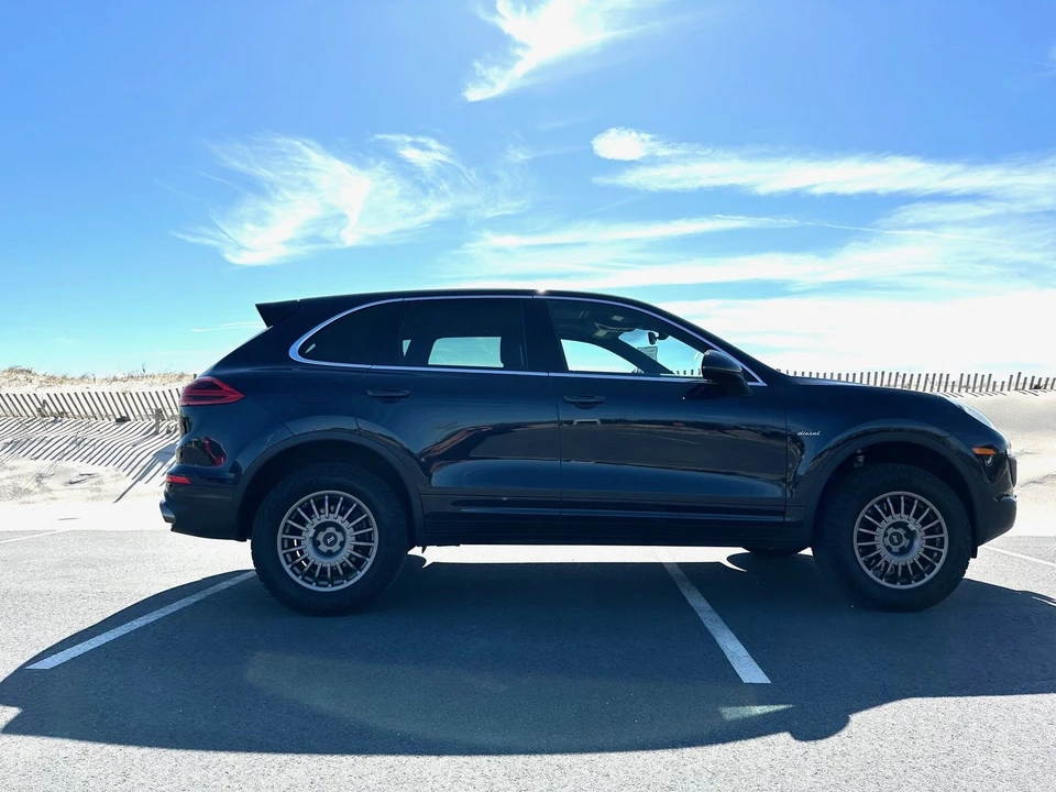 2015 Porsche 958 Cayenne Diesel - Image 4 of 30