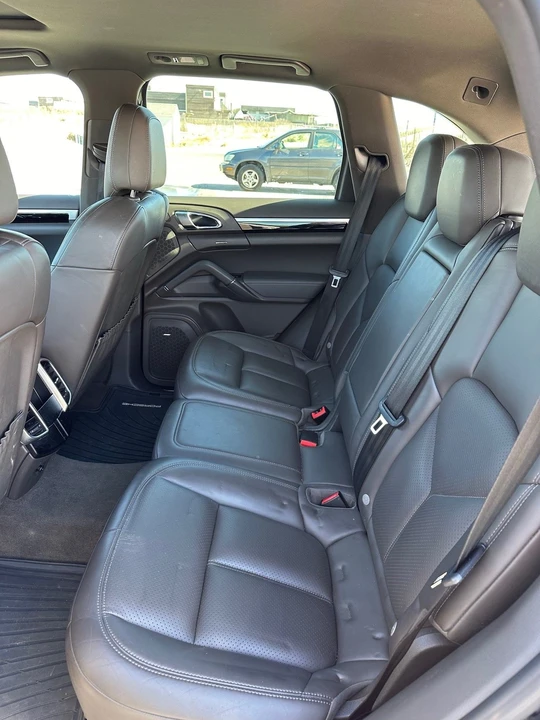 2015 Porsche 958 Cayenne Diesel - Image 27 of 31