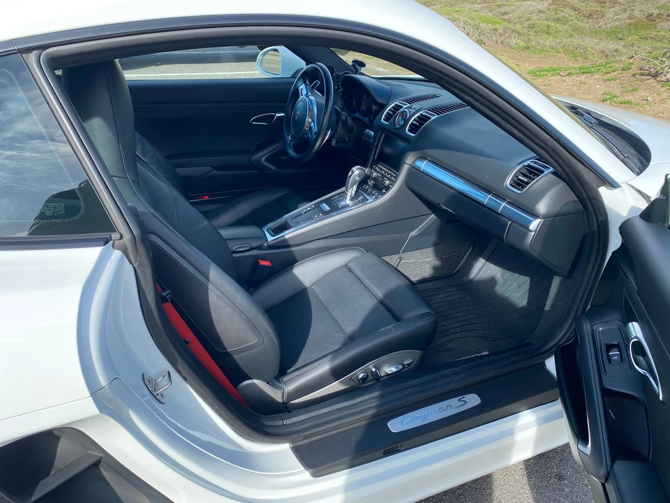 2015 Porsche 981 Cayman S - Image 9 of 21