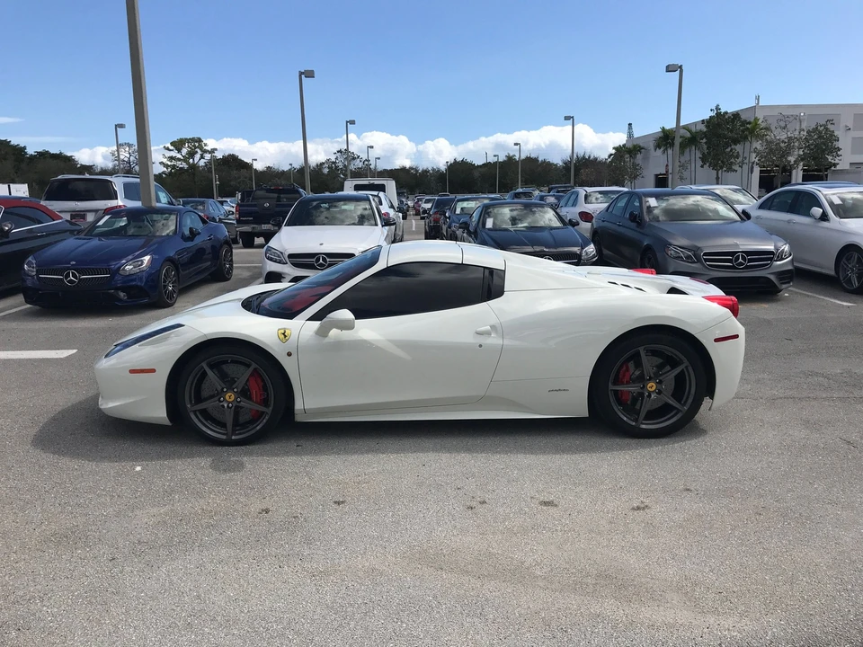 2015 Ferrari 458 Spider - Image 2 of 16