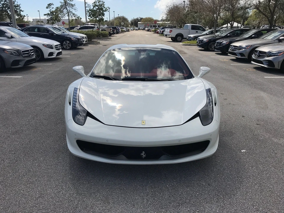 2015 Ferrari 458 Spider - Image 8 of 16