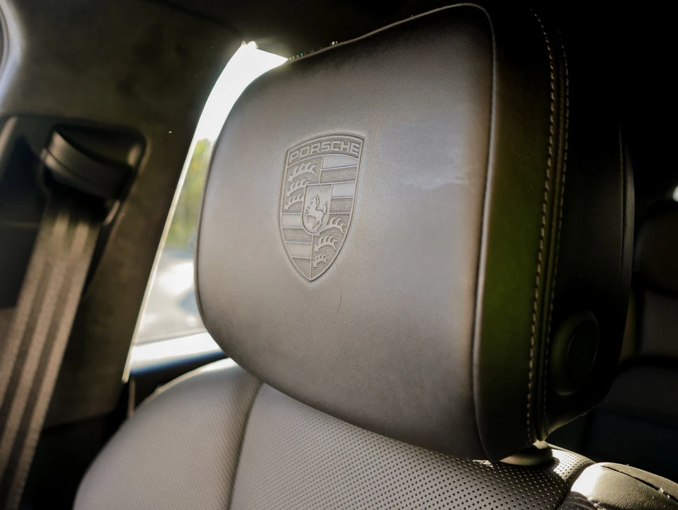 2015 Porsche Macan Turbo - Image 10 of 13