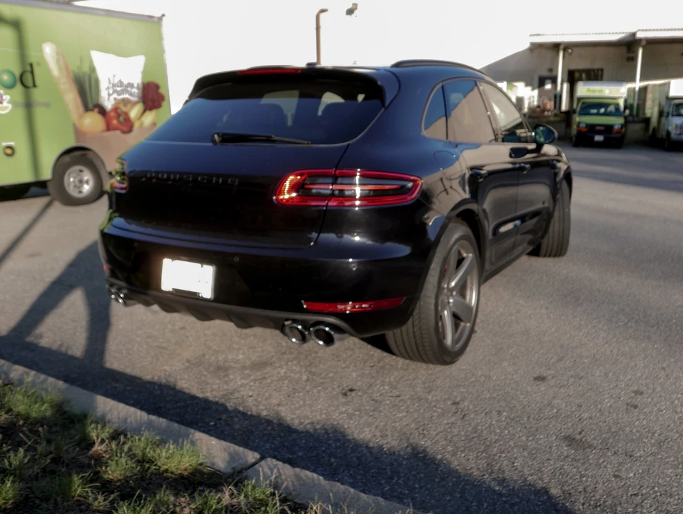 2015 Porsche Macan Turbo - Image 4 of 13