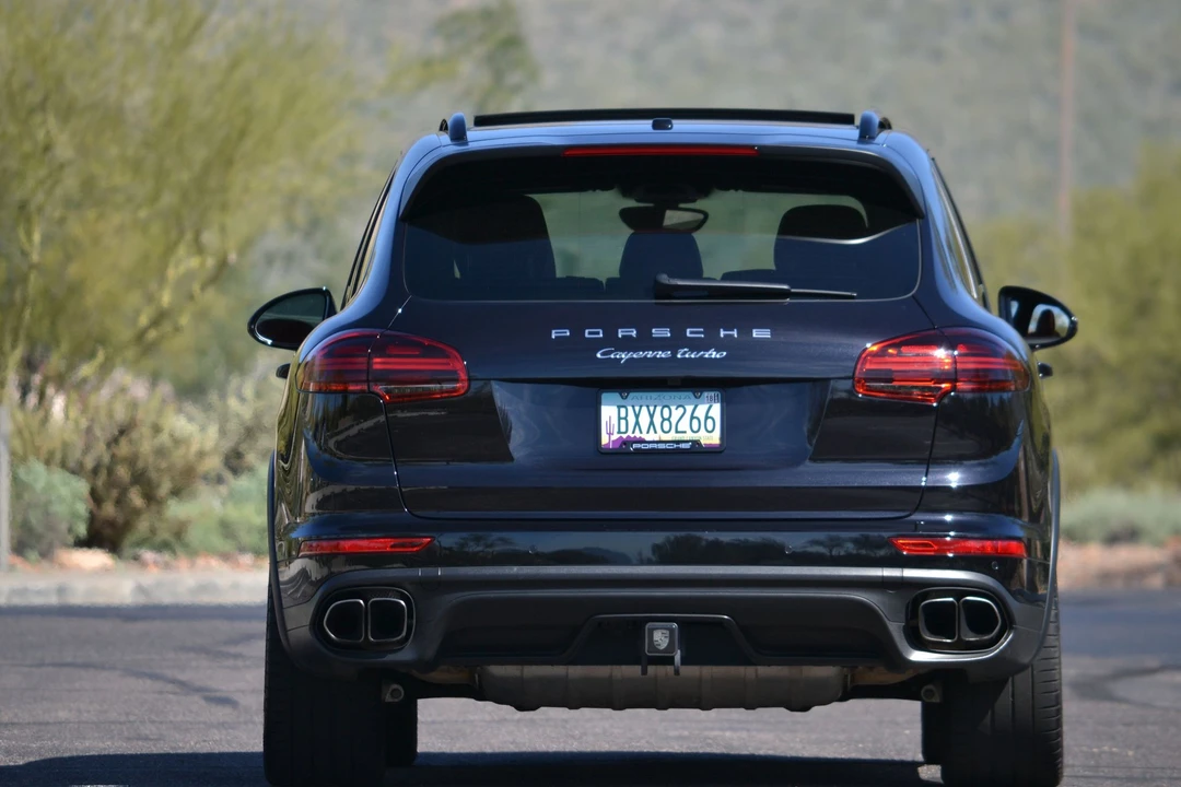 2015 Porsche 958 Cayenne Turbo - Image 9 of 13