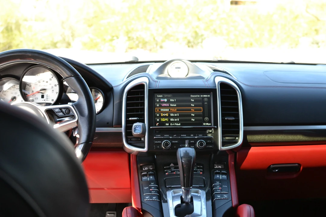 2015 Porsche 958 Cayenne Turbo - Image 12 of 13