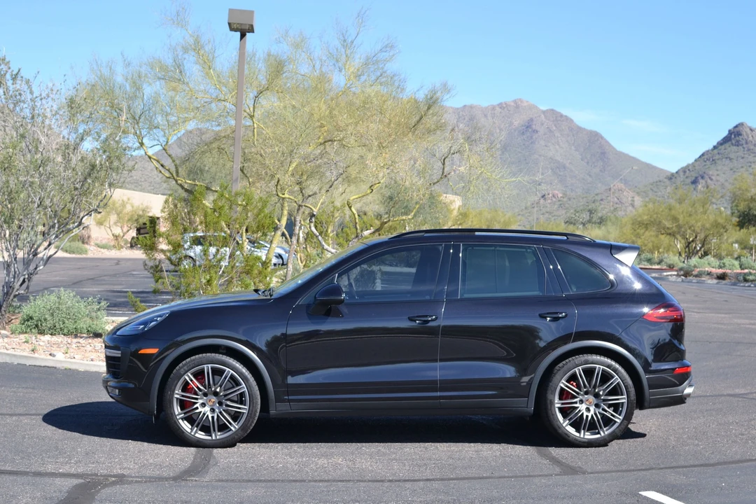 2015 Porsche 958 Cayenne Turbo - Image 4 of 13