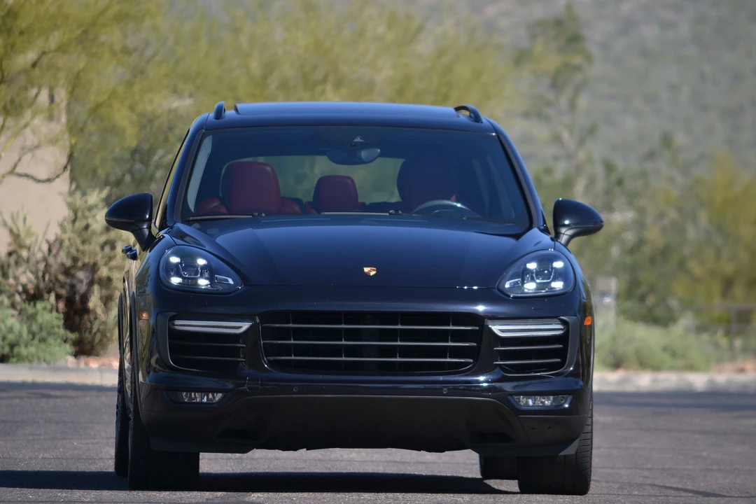 2015 Porsche 958 Cayenne Turbo - Image 8 of 13