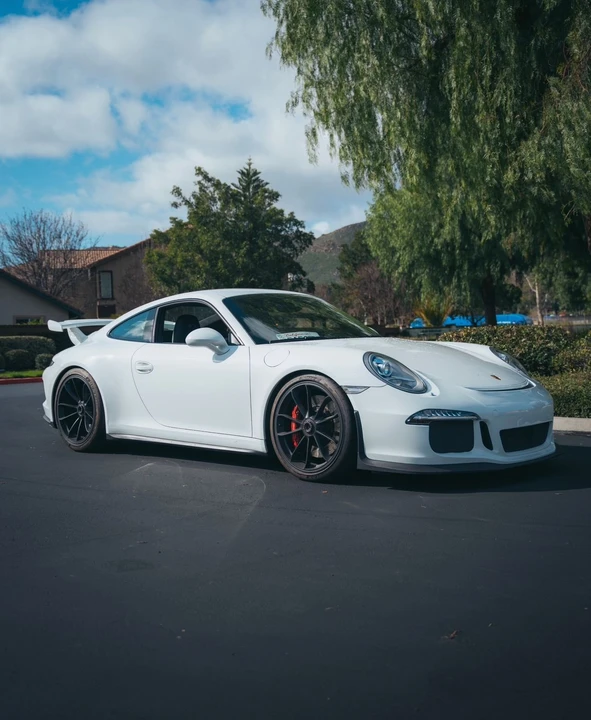 2015 Porsche 991 GT3 - Image 3 of 9
