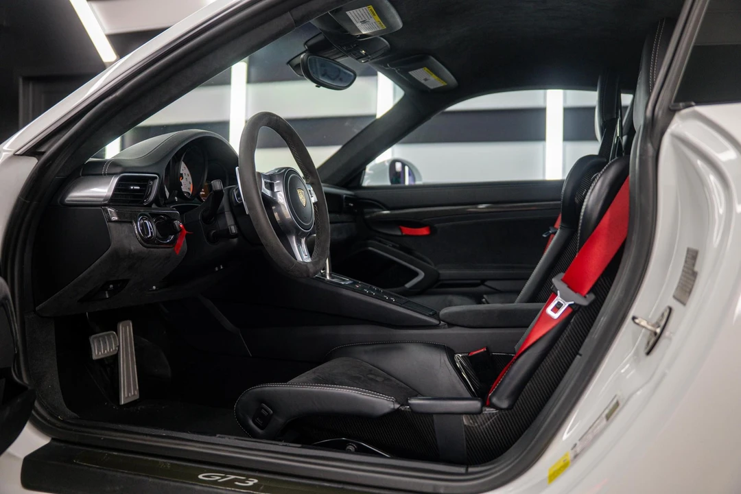 2016 Porsche 991 GT3 - Image 16 of 28