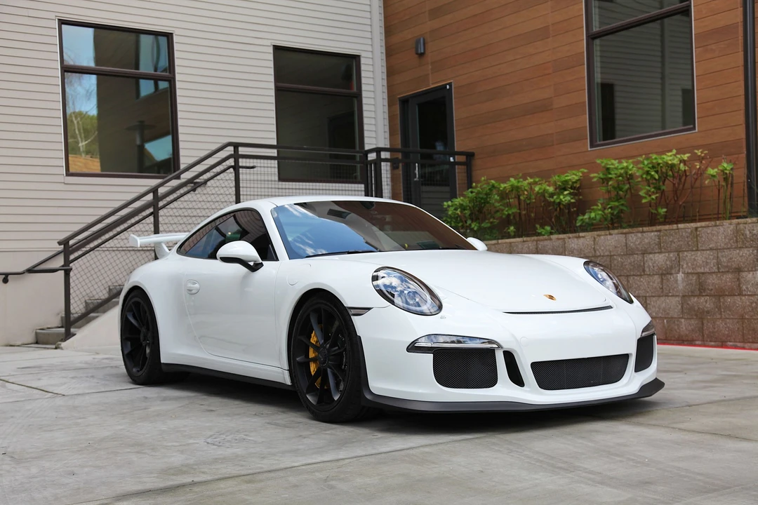 2016 Porsche 991 GT3 - Image 2 of 19