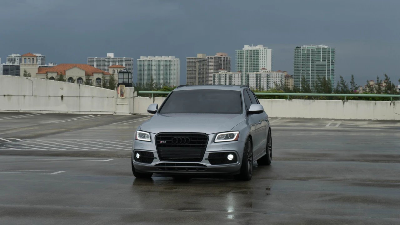2016 Audi 8R SQ5 - Image 5 of 8
