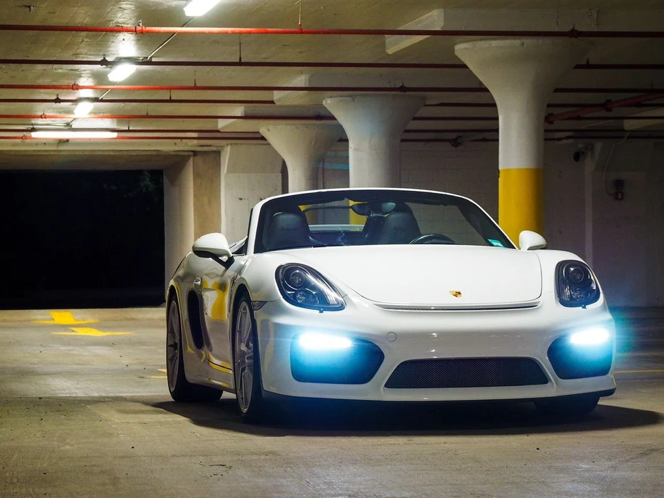2016 Porsche 981 Boxster Spyder - Image 5 of 11