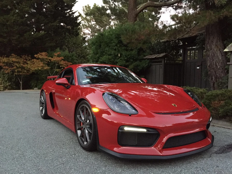 2016 Porsche 981 Cayman GT4 - Image 2 of 9