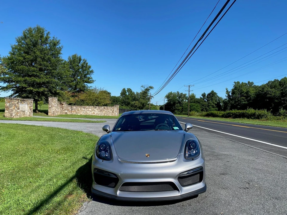 2016 Porsche 981 Cayman GT4 - Image 7 of 31