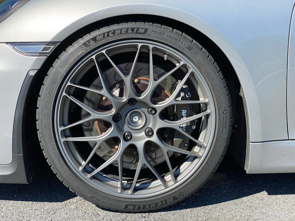 2016 Porsche 981 Cayman GT4 - Image 10 of 31