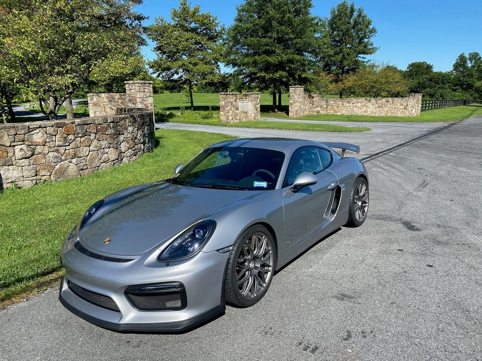 2016 Porsche 981 Cayman GT4 - Image 20 of 31