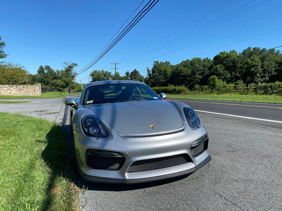 2016 Porsche 981 Cayman GT4 - Image 21 of 31