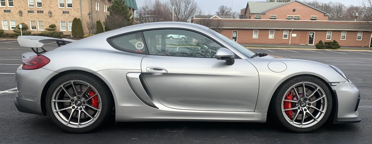 2016 Porsche 981 Cayman GT4 - Image 3 of 8