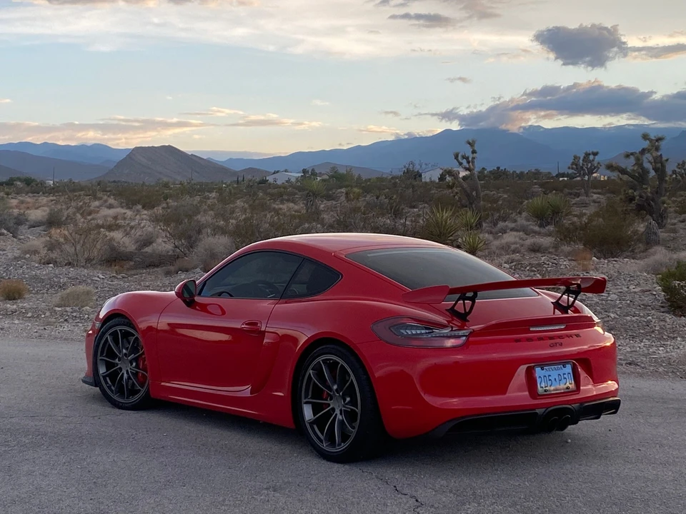 2016 Porsche 981 Cayman GT4 - Image 4 of 13