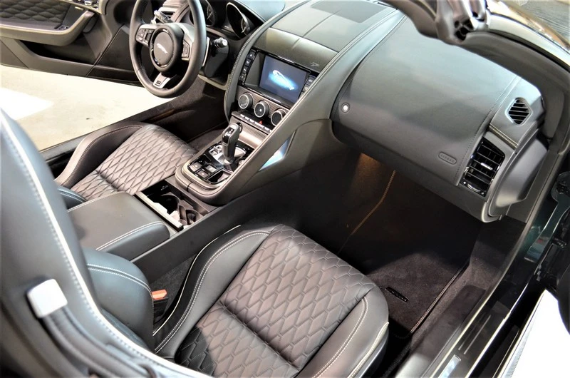 2016 Jaguar F-Type - Image 7 of 9