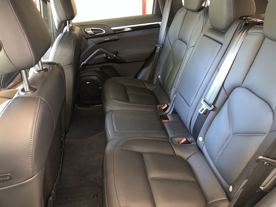 2016 Porsche 958 Cayenne GTS - Image 6 of 21