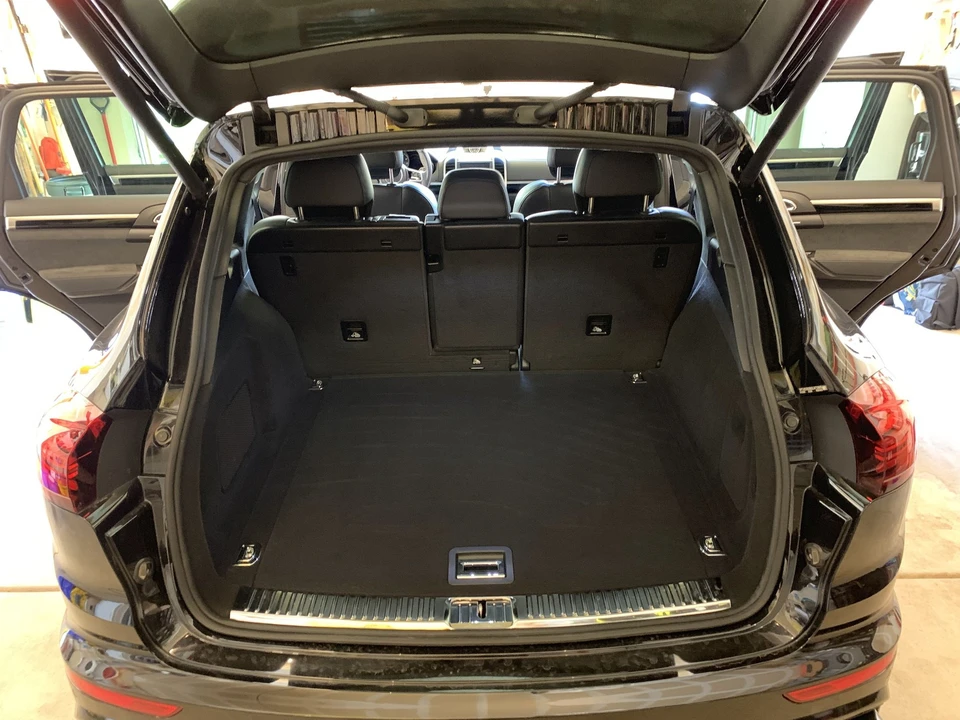2016 Porsche 958 Cayenne GTS - Image 13 of 21