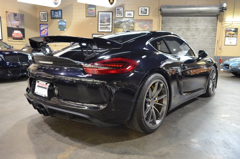 2016 Porsche 981 Cayman GT4 - Image 5 of 10
