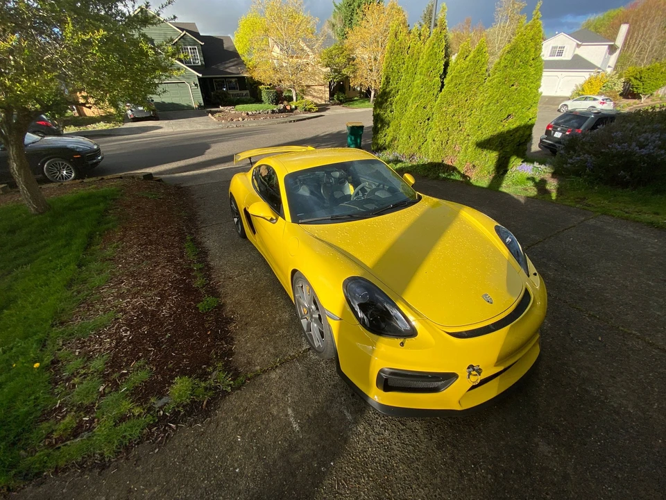 2016 Porsche 981 Cayman GT4 - Image 4 of 14