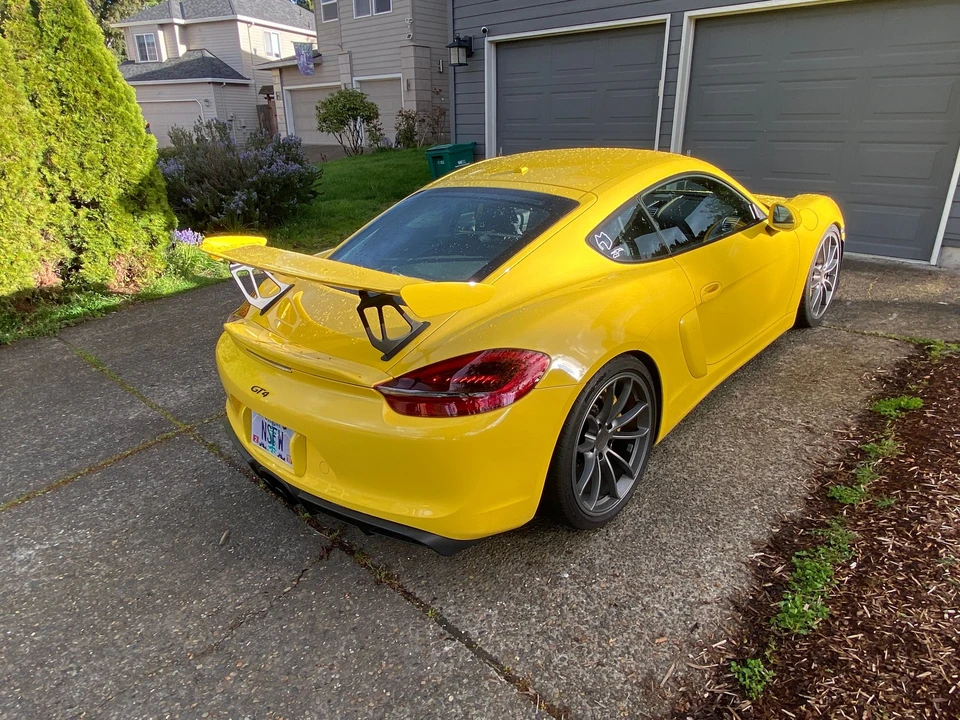 2016 Porsche 981 Cayman GT4 - Image 6 of 14