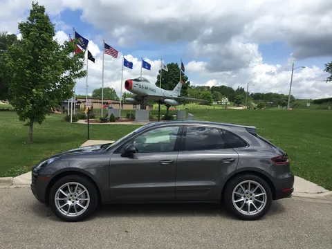 2016 Porsche Macan S