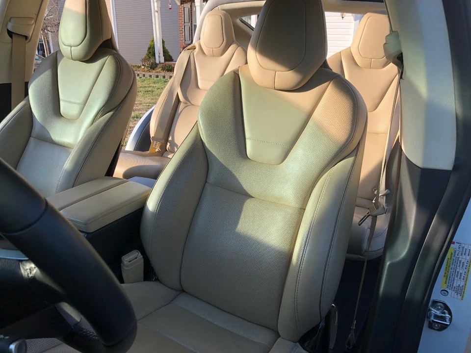 2016 Tesla Model X - Image 7 of 11