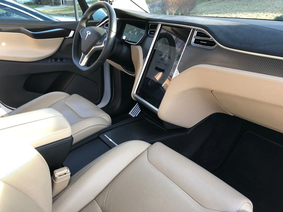 2016 Tesla Model X - Image 6 of 11