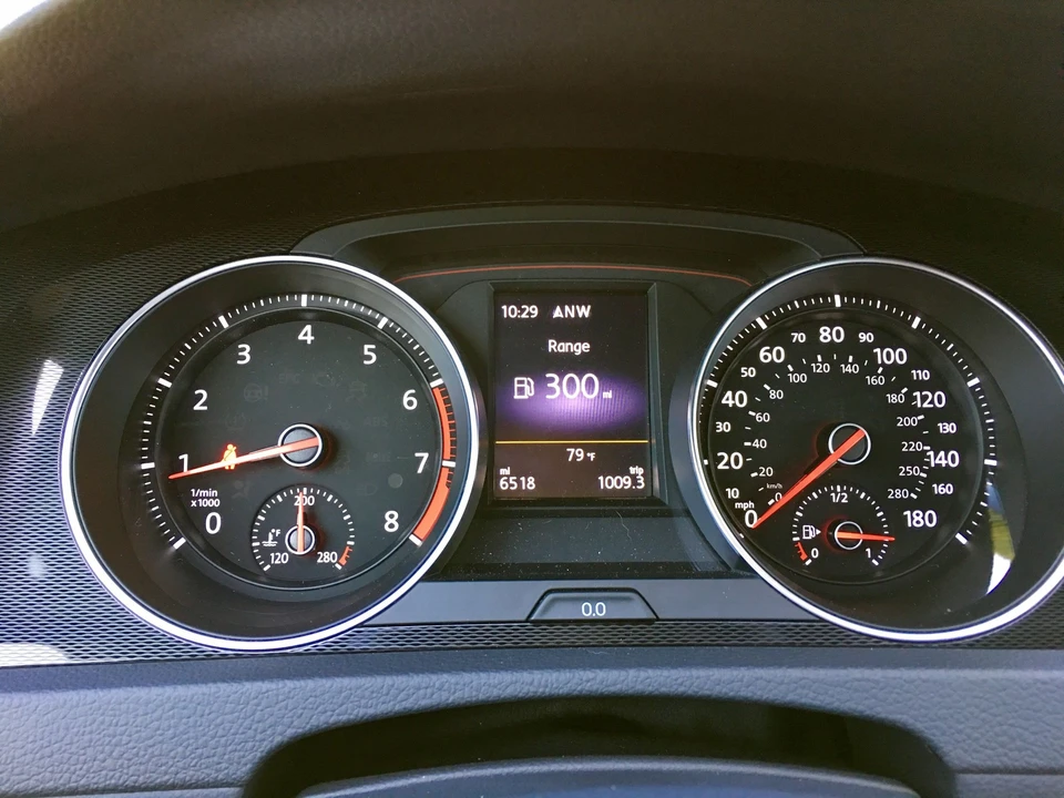 2016 Volkswagen GTI Mk7 - Image 17 of 18