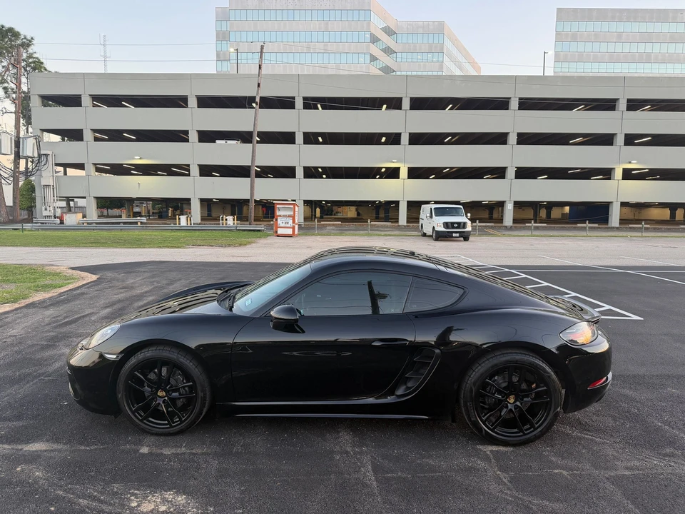 2017 Porsche 718 Cayman - Image 3 of 22
