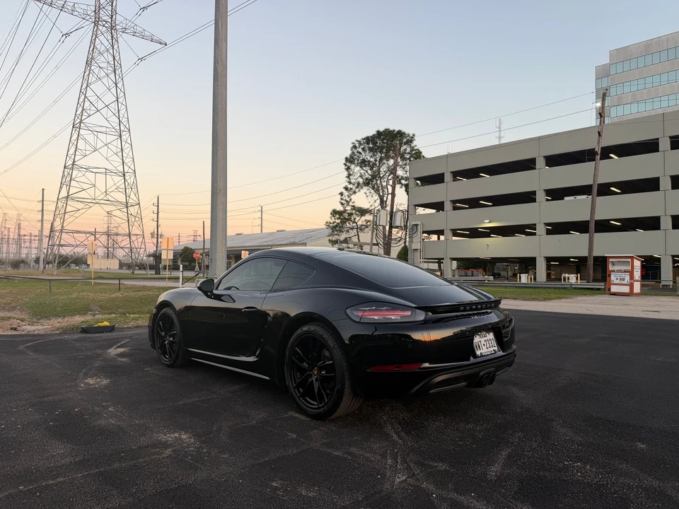 2017 Porsche 718 Cayman - Image 4 of 22