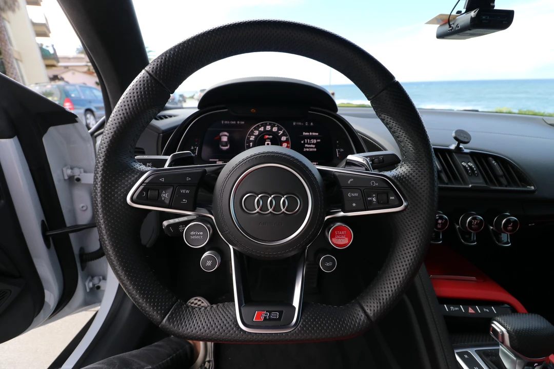 2017 Audi 4S R8 - Image 9 of 11