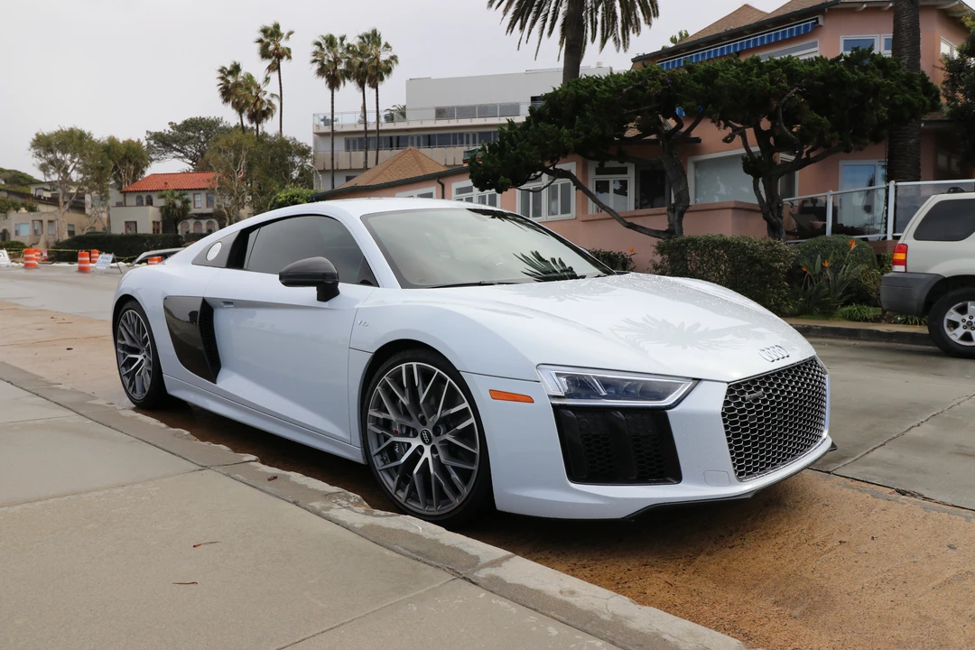2017 Audi 4S R8 - Image 5 of 11